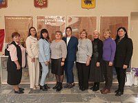 Педагоги общеобразовательных и дошкольных учреждений Дергачёвского района приняли участие в первом дне XIII Региональных Покровских образовательных чтениях 16 октября в городе Энгельсе на базе МОУ "СОШ №1".