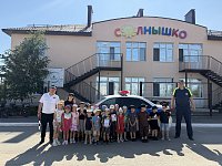 Зарядка со стражем порядка 