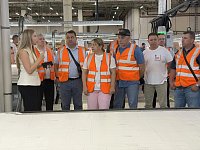 Участники региональной программы «Наши герои» познакомились с производственным процессом на швейной фабрике